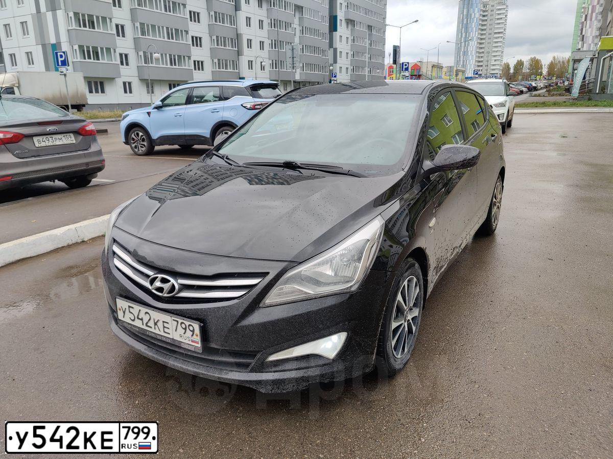 Фото автомобиля HYUNDAI SOLARIS, 2015 — госномер У683ОН777. Цвет: ЧЕРНЫЙ