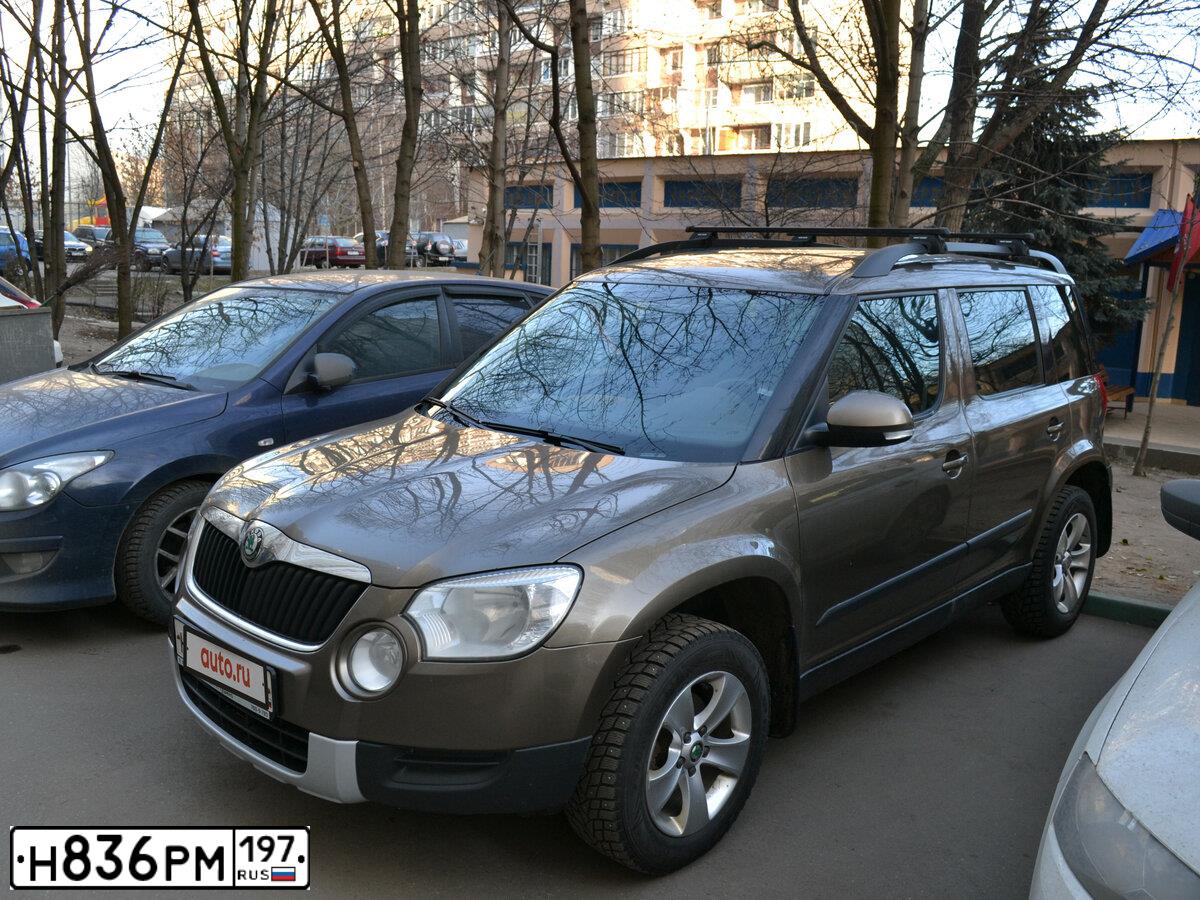 Фото автомобиля SKODA YETI, 2011 — госномер А728ТР33. Цвет: Коричневый