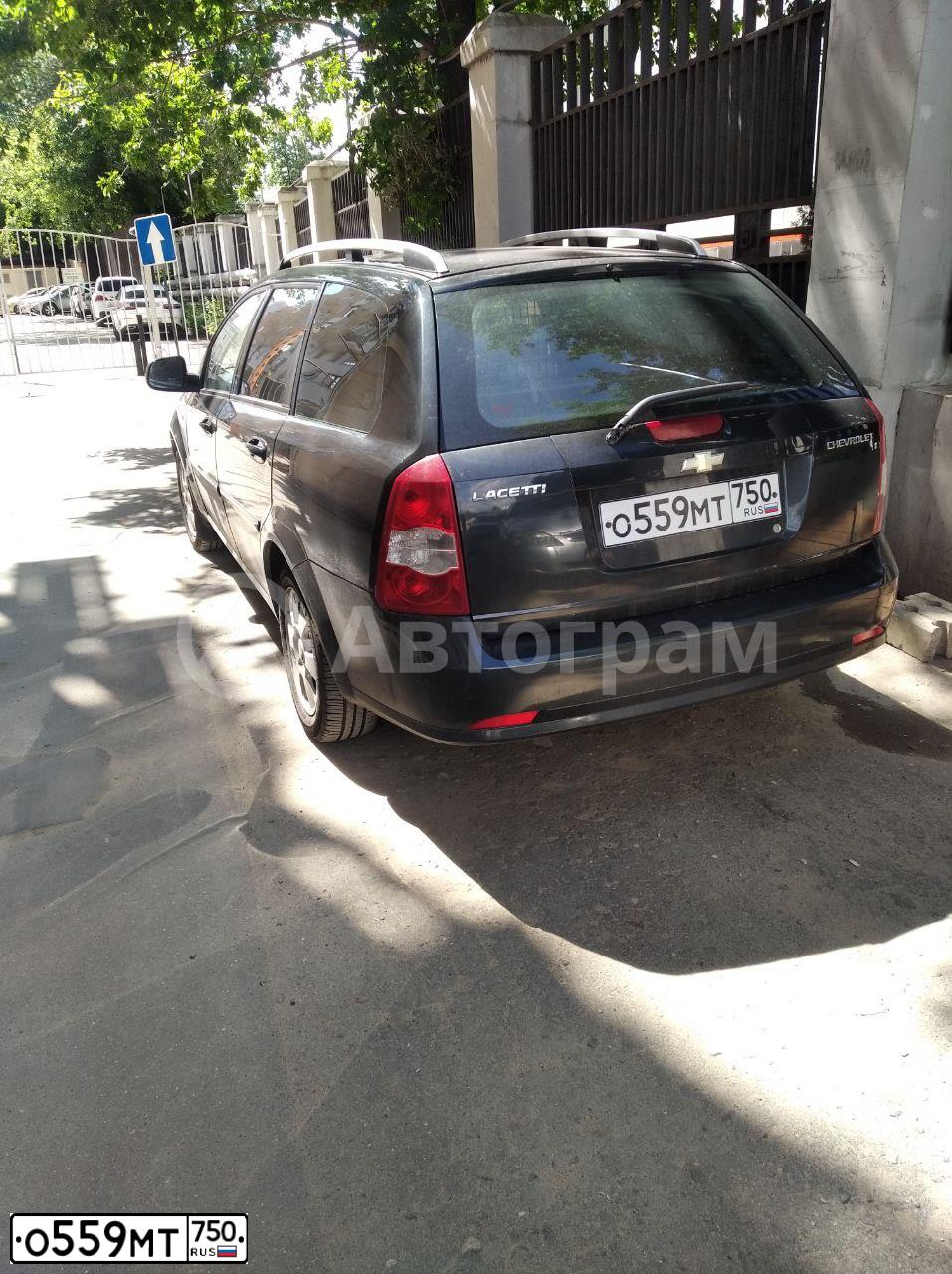 Фото автомобиля CHEVROLET LACETTI, 2011 — госномер О559МТ750. Цвет: ЧЕРНЫЙ
