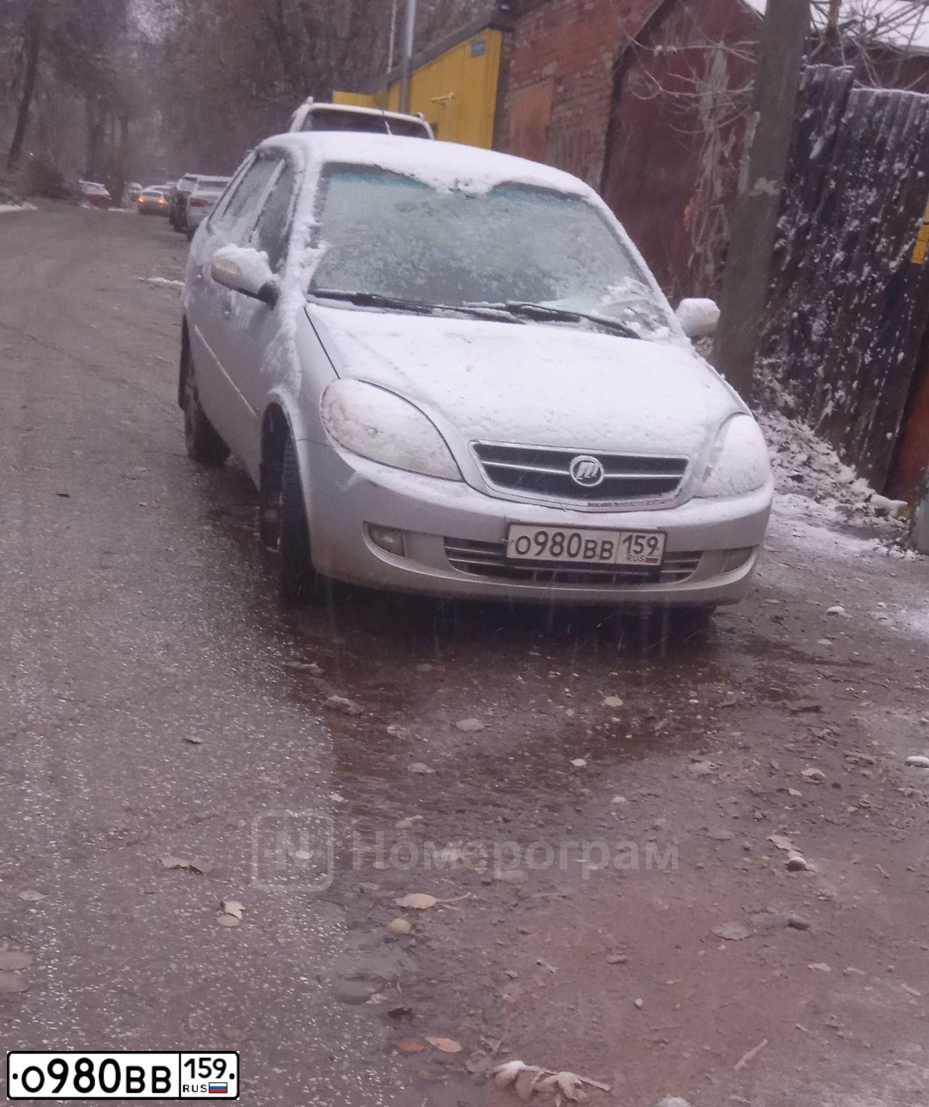 Фото автомобиля LIFAN BREEZ, 2008 — госномер О248ВН159. Цвет: СЕРЕБРО