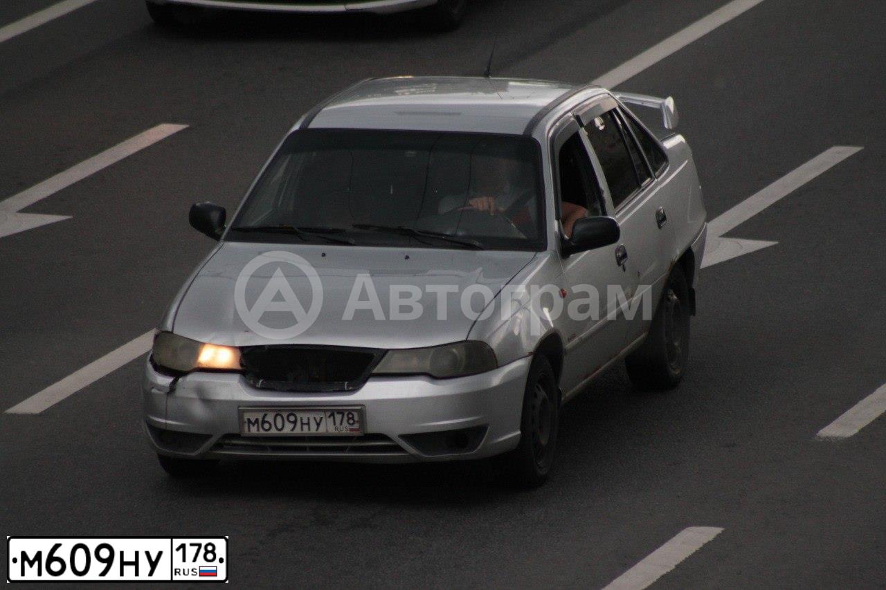 Фото автомобиля DAEWOO NEXIA, 2012 — госномер М609НУ178. Цвет: СЕРЕБРИСТЫЙ
