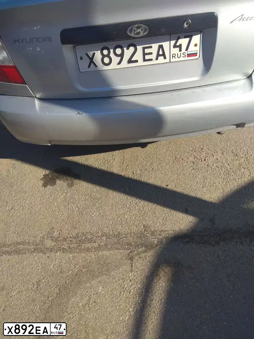 Фото автомобиля TAGAZ ACCENT, 2004 — госномер Х892ЕА47. Цвет: Серебристый