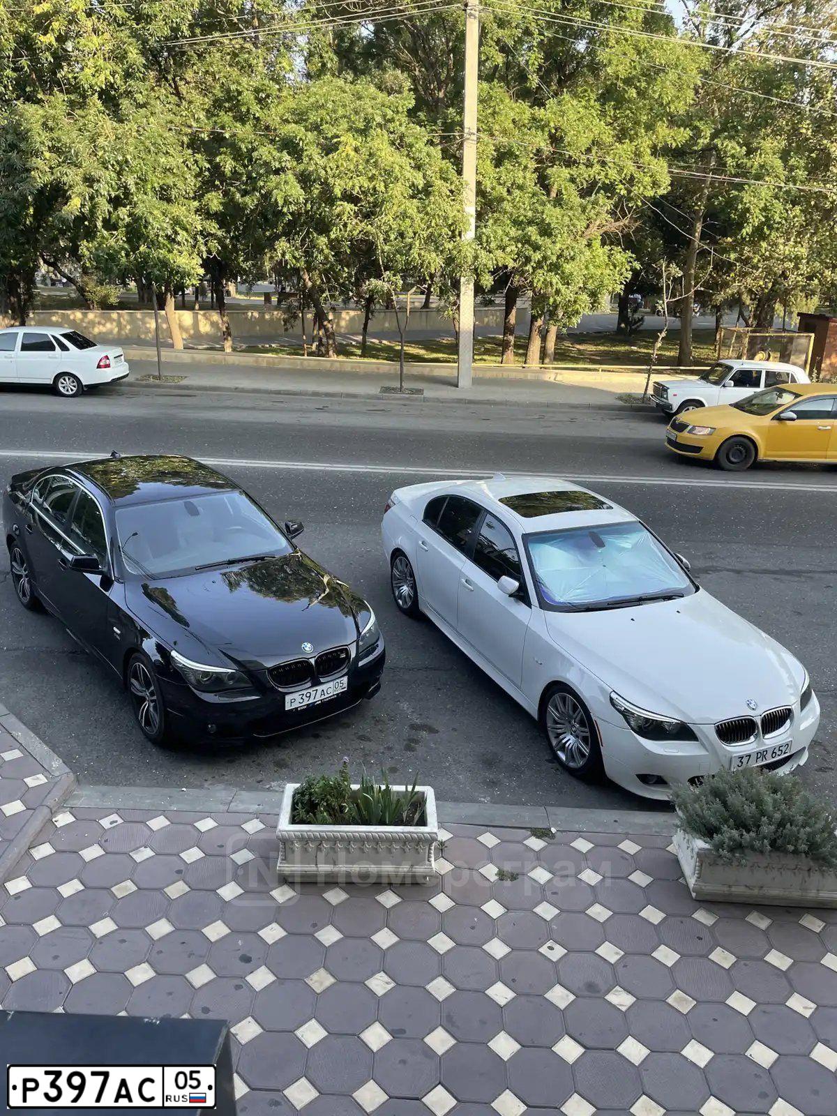 Фото автомобиля BMW SERIE 5, 2009 — госномер Р397АС05. Цвет: ЧЕРНЫЙ