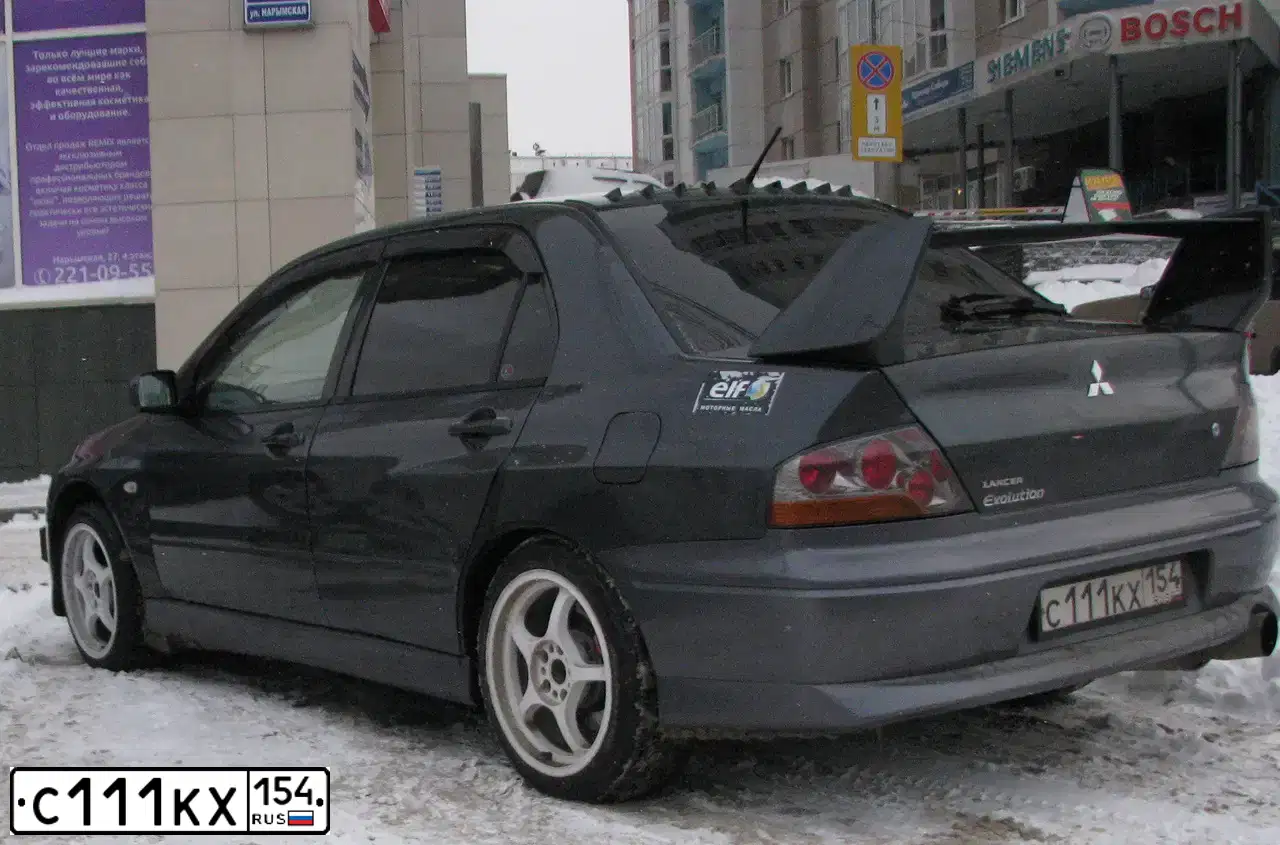 Фото автомобиля LADA 2349 WIS, 2013 — госномер С111ХК154. Цвет: СИНИЙ