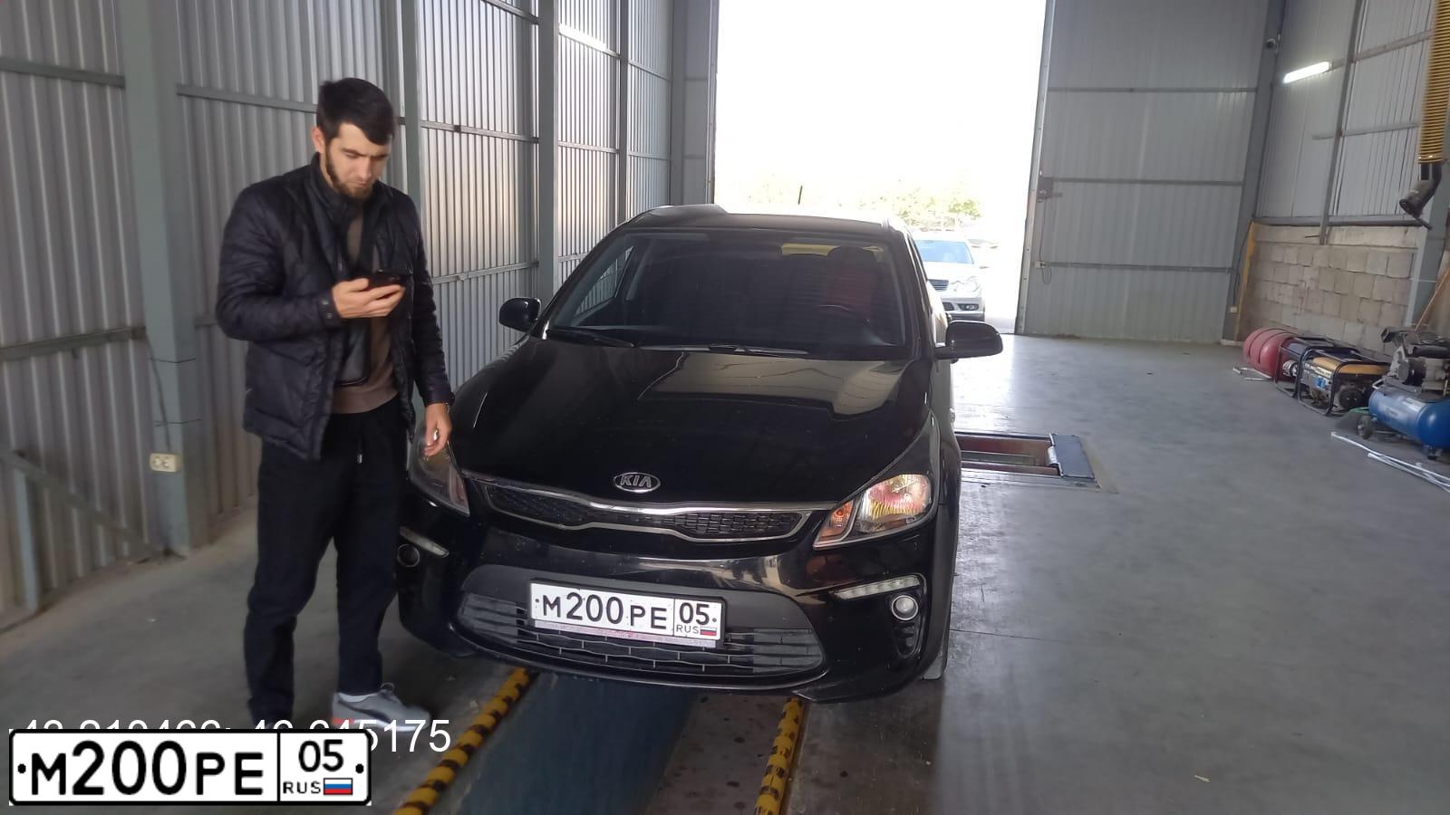 Фото автомобиля LADA 2114 SAMARA, 2011 — госномер М200РЕ05. Цвет: БЕЛЫЙ