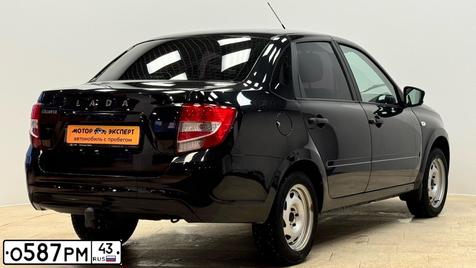 Фото автомобиля LADA GRANTA, 2019 — госномер Р773СР48