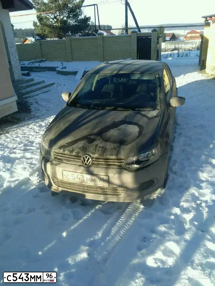 Фото автомобиля VOLKSWAGEN POLO, 2011 — госномер С703РР72. Цвет: СЕРЫЙ