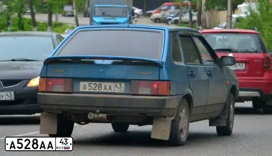 Фото автомобиля LADA 2121 NIVA, 2002 — госномер Т712ОВ43. Цвет: ТЕМНО-БОРДОВЫЙ