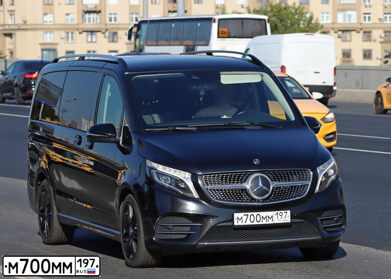 Фото автомобиля SKODA FELICIA, 1994 — госномер У424СВ177. Цвет: Красный
