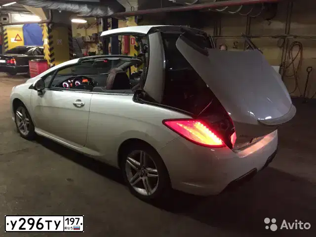 Фото автомобиля PEUGEOT 308, 2012 — госномер С939ОТ123. Цвет: БЕЛЫЙ