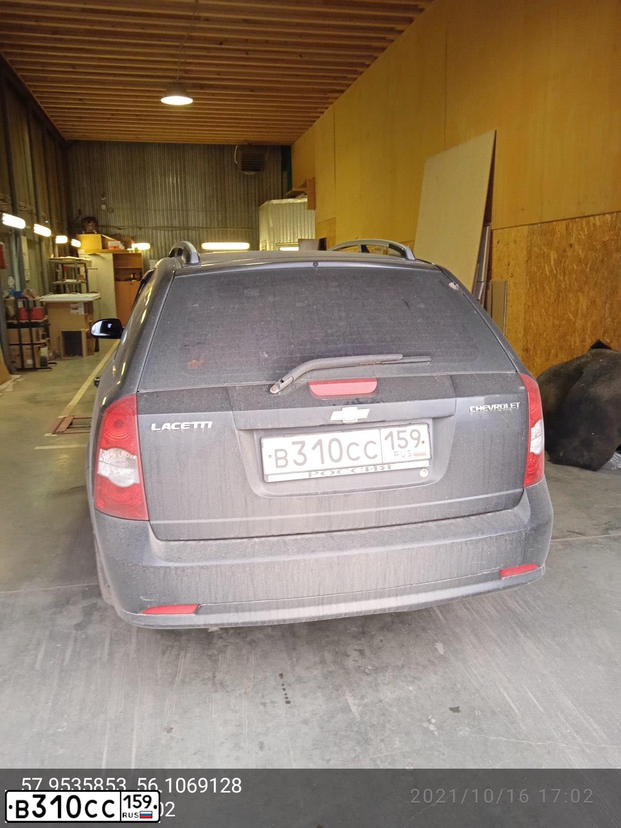 Фото автомобиля CHEVROLET LACETTI, 2008 — госномер Р230ОН59. Цвет: ЧЕРНЫЙ