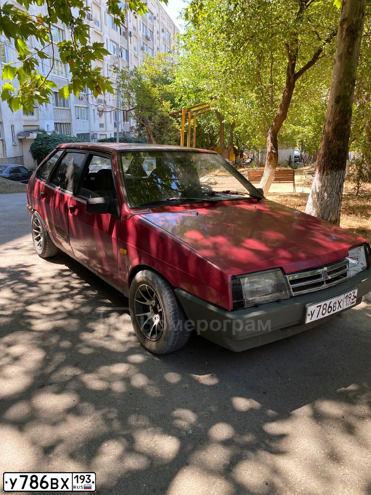 Фото автомобиля MERCEDES S-KLASSE, 2003 — госномер О737ОО77. Цвет: СВЕТЛО-СЕРЫЙ