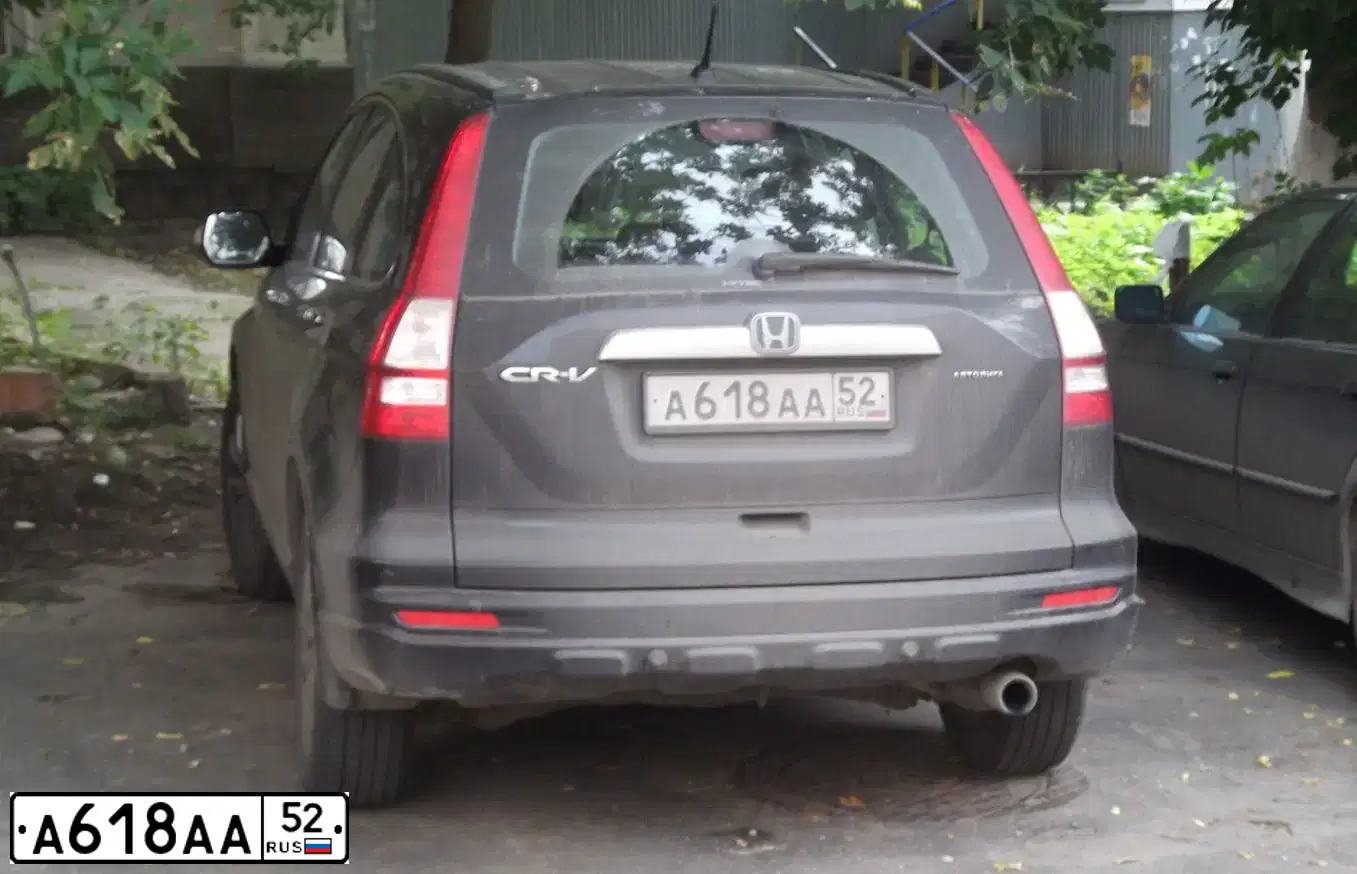 Фото автомобиля LEXUS LX, 2005 — госномер А618АА52. Цвет: ЧЕРНЫЙ