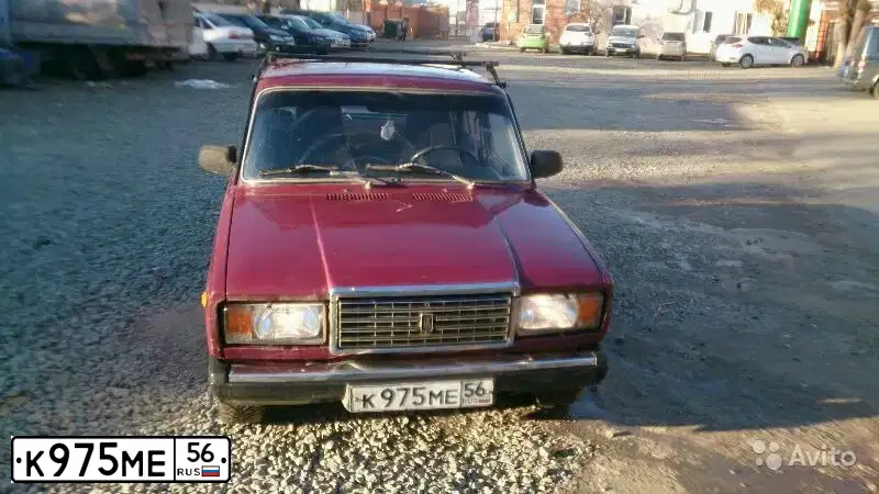 Фото автомобиля LADA 2107, 2002 — госномер Х817СЕ56. Цвет: ТЕМНО-БОРДОВЫЙ