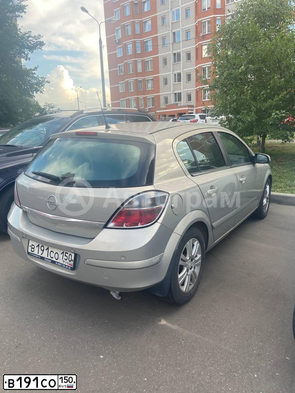 Фото автомобиля OPEL ASTRA, 2008 — госномер В191СО150. Цвет: БЕЖЕВЫЙ