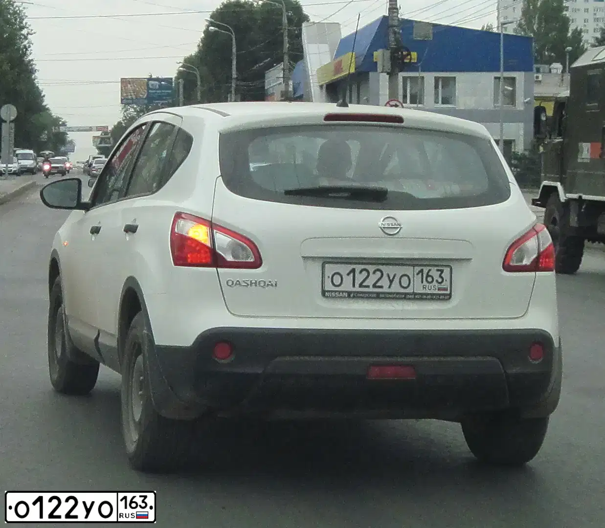 Фото автомобиля NISSAN QASHQAI, 2011 — госномер О122УО163. Цвет: Белый
