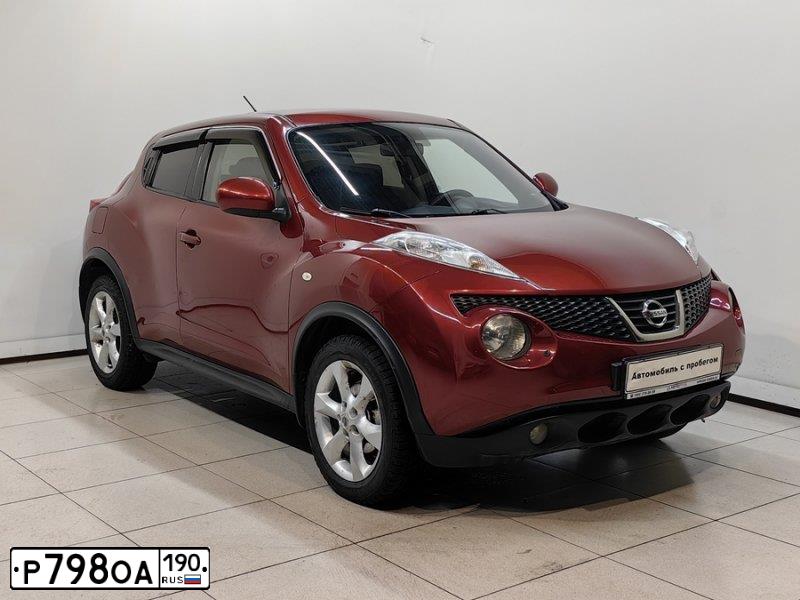 Фото автомобиля NISSAN JUKE, 2011 — госномер Р496МН797. Цвет: Красный