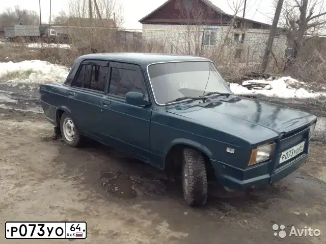 Фото автомобиля LADA 2107, 2002 — госномер Р898КР64. Цвет: СИНЕ ЗЕЛЕНЫЙ