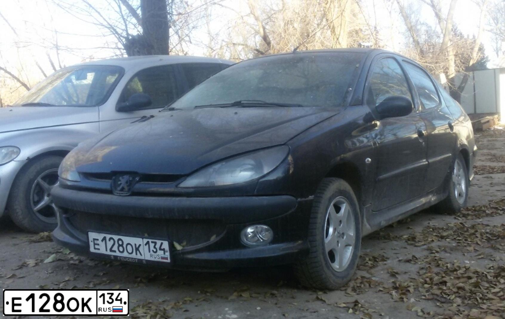 Фото автомобиля PEUGEOT T 206, 2007 — госномер Е128ОК134. Цвет: ЧЕРНЫЙ