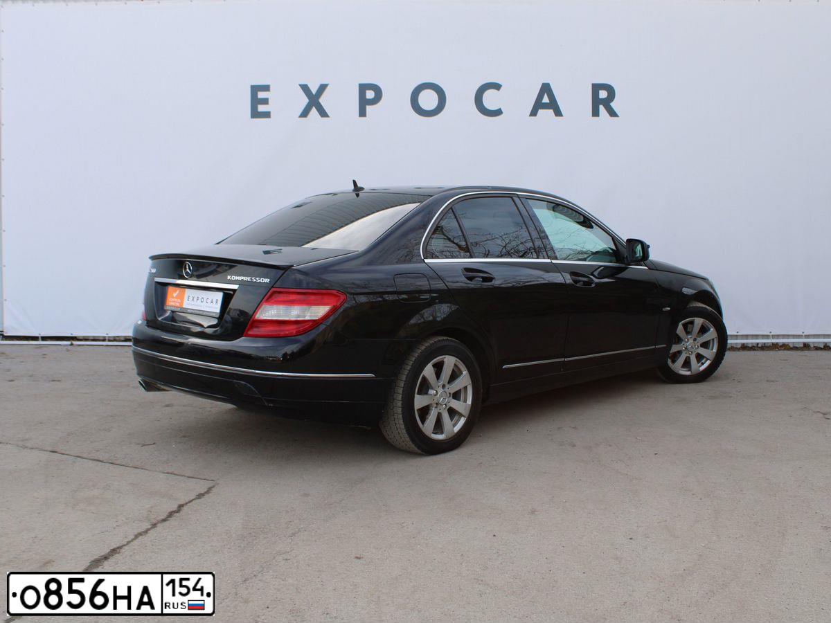 Фото автомобиля MERCEDES C-KLASSE, 2007 — госномер Р112НТ154. Цвет: ЧЕРНЫЙ