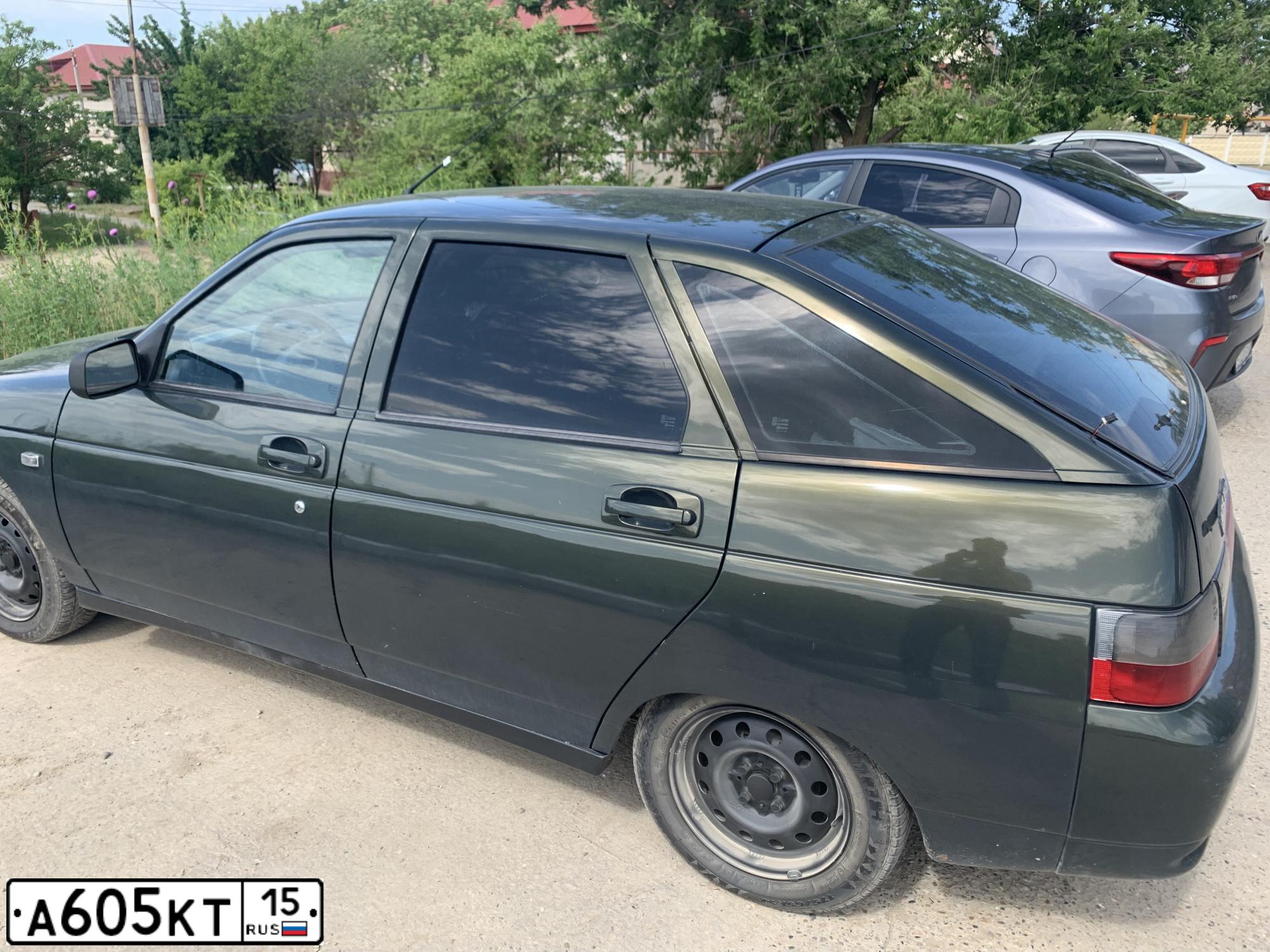 Фото автомобиля LADA 2112 LADA, 2006 — госномер К542ОМ126. Цвет: ЗОЛОТИСТЫЙ ТЕМНО-ЗЕЛЕНЫЙ