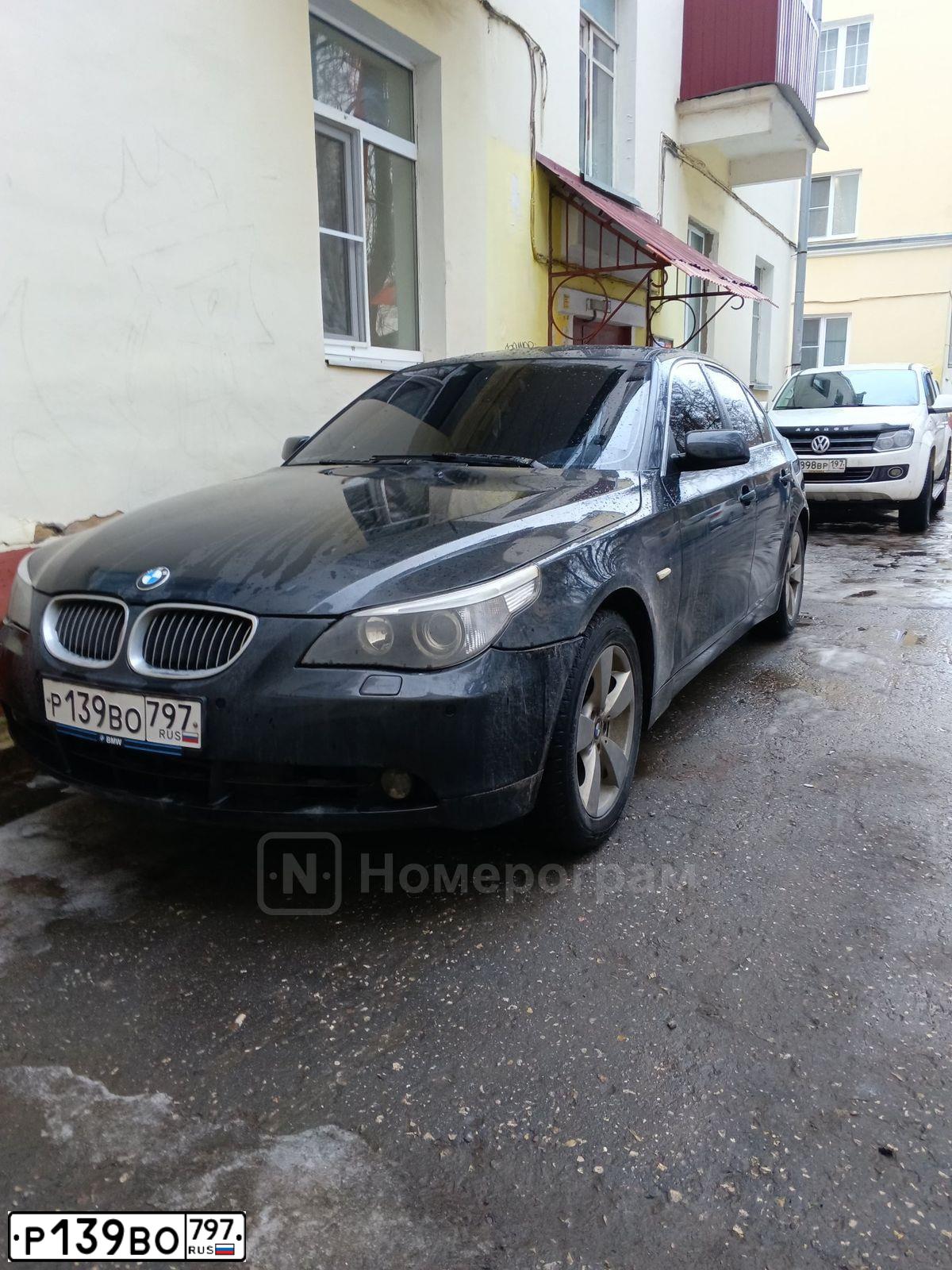 Фото автомобиля BMW SERIE 5, 2006 — госномер Р139ВО797. Цвет: ЧЕРНЫЙ