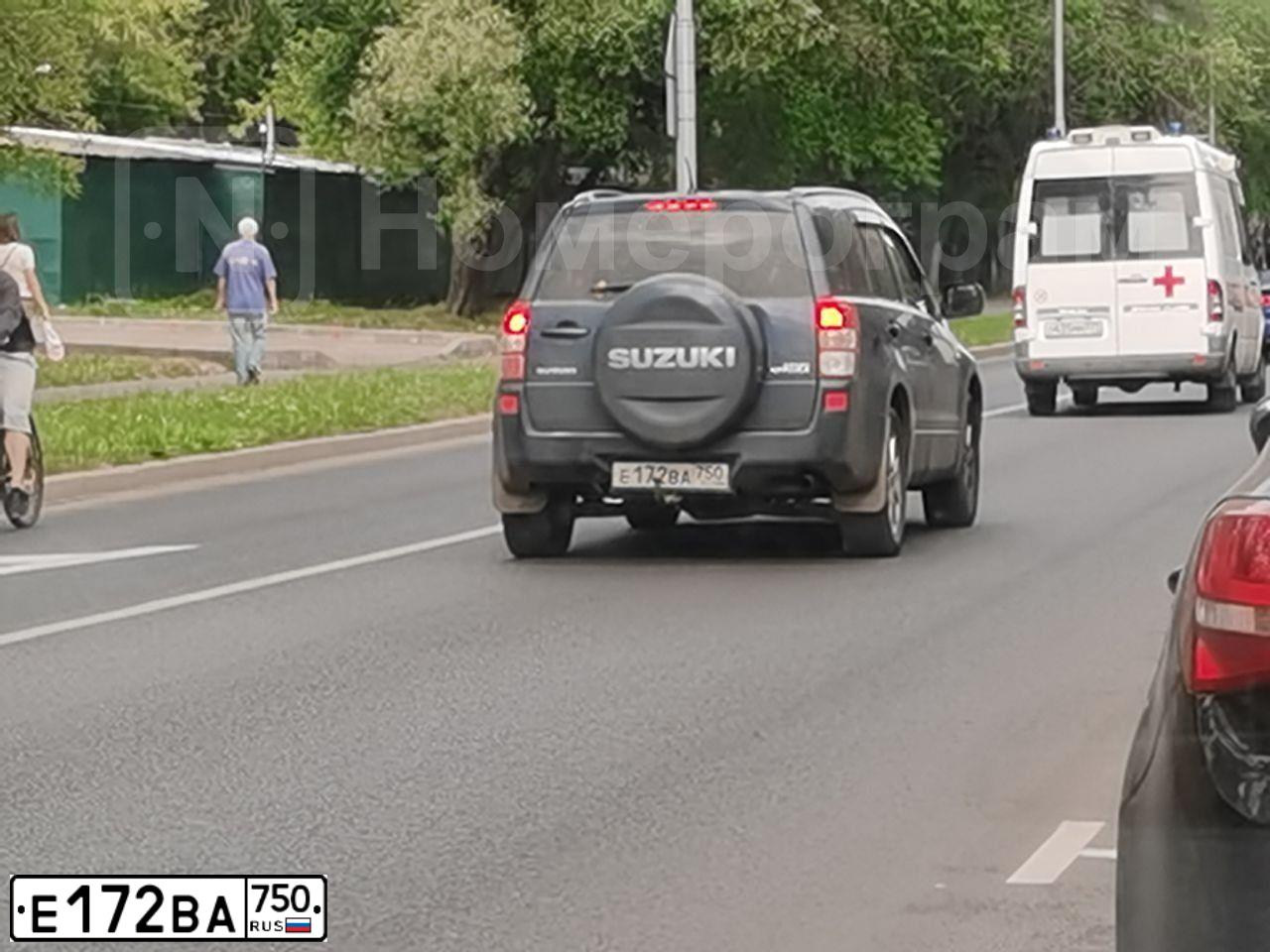 Фото автомобиля SUZUKI /GRAND/ VITARA, 2007 — госномер Е172ВА750. Цвет: СИНИЙ