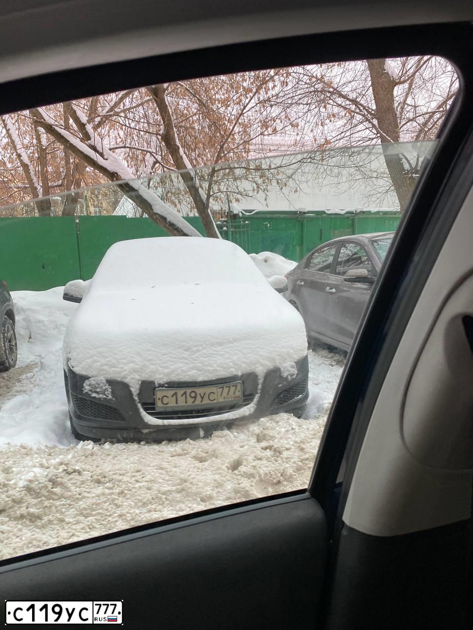 Фото автомобиля OPEL ASTRA, 2012 — госномер С119УС777. Цвет: ЧЕРНЫЙ