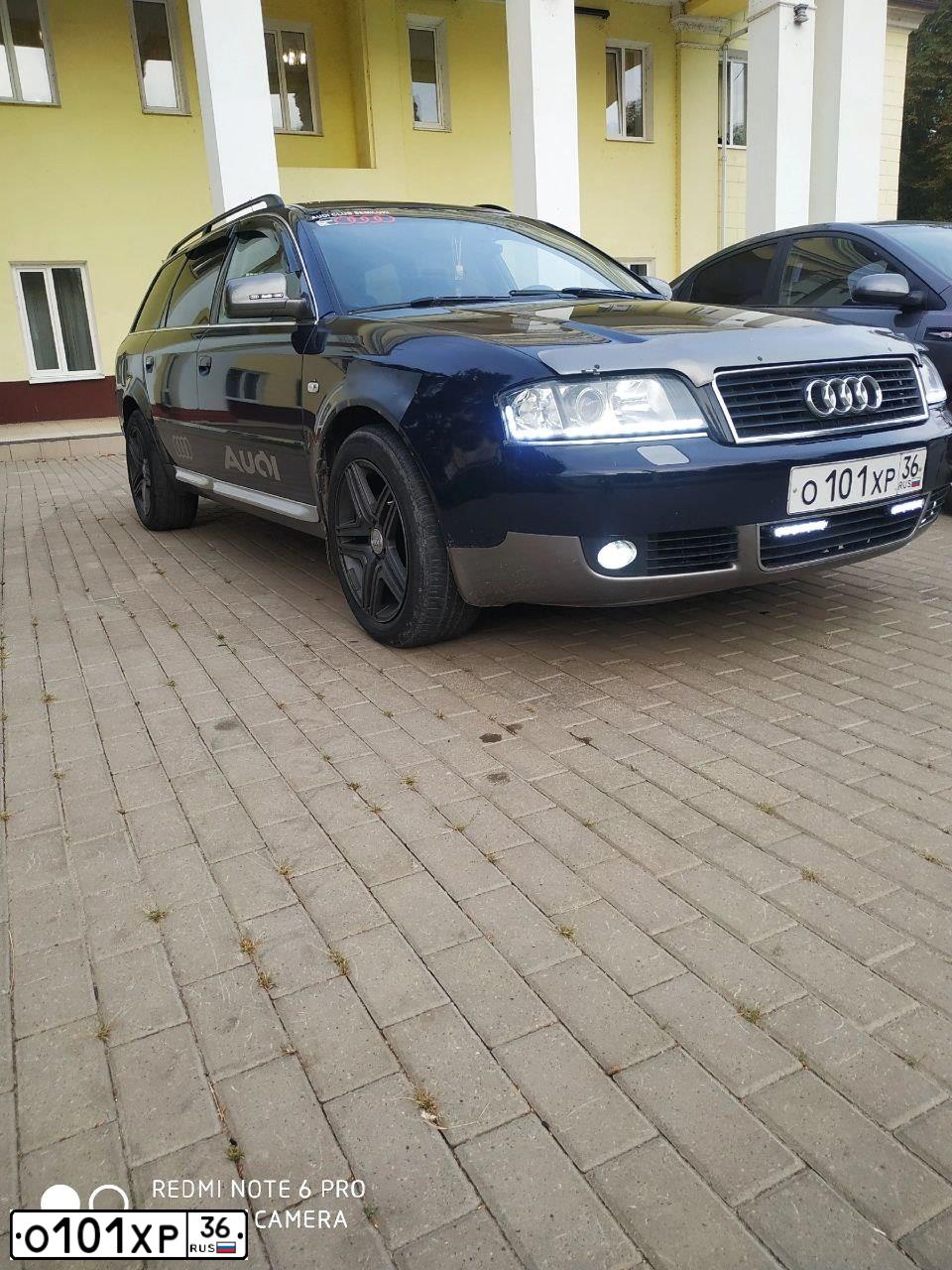 Фото автомобиля AUDI A6, 2002 — госномер Т846КВ136. Цвет: Темно-синий