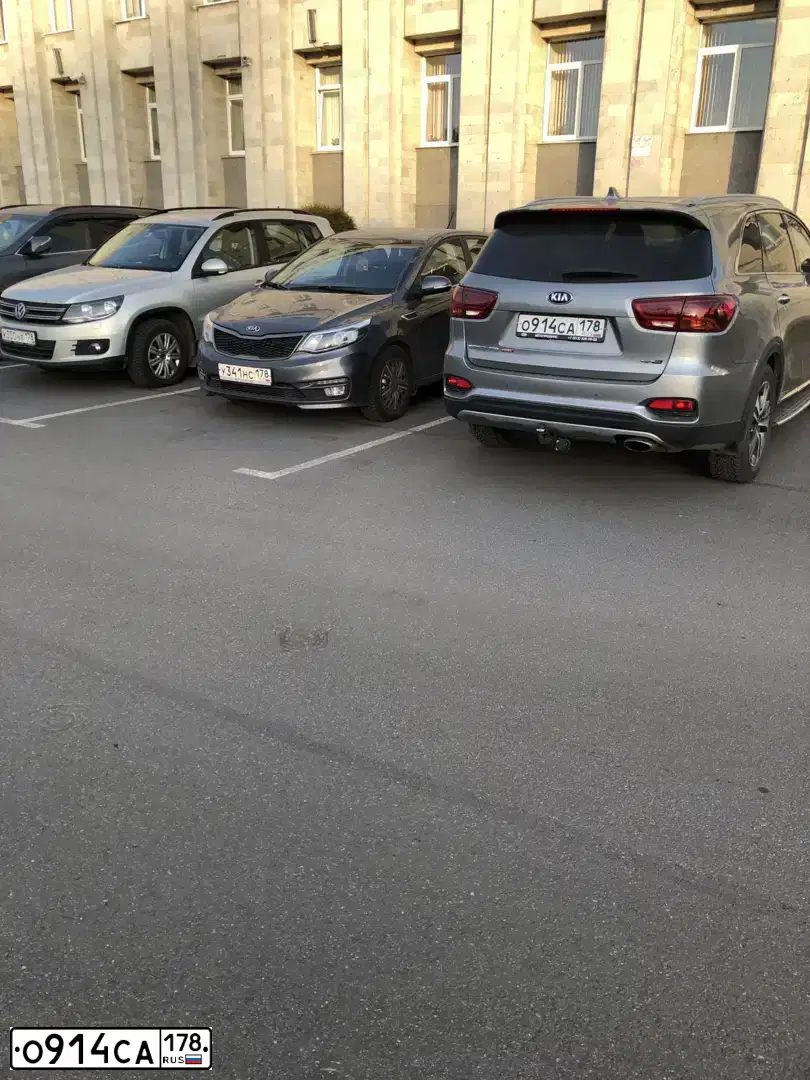 Фото автомобиля MITSUBISHI OUTLANDER, 2015 — госномер Н389УВ790. Цвет: ЧЕРНЫЙ