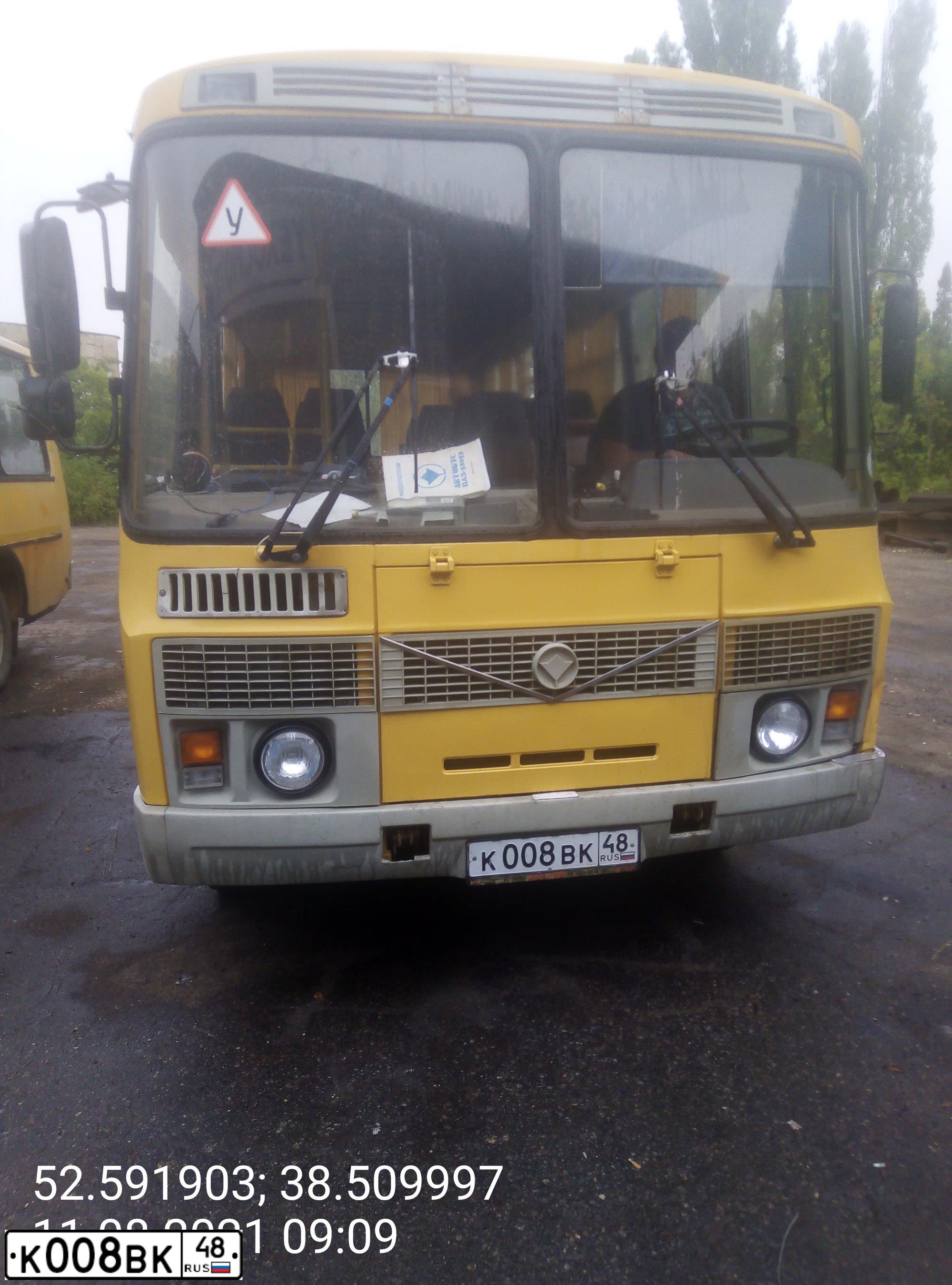 Фото автомобиля PAZ 3205, 2008 — госномер К008ВК48. Цвет: ЖЕЛТЫЙ