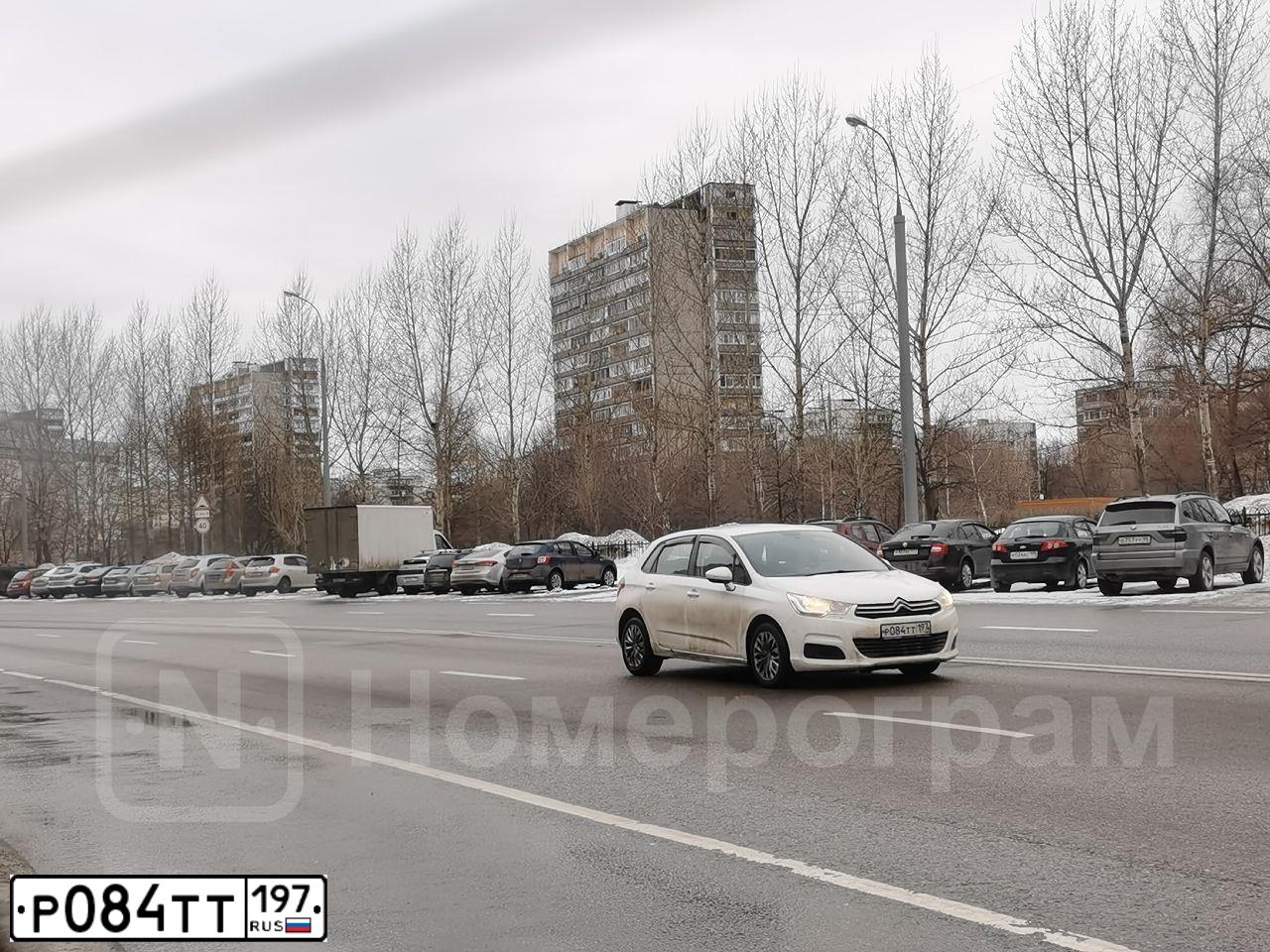 Фото автомобиля CITROEN C4, 2012 — госномер Р084ТТ197. Цвет: Белый