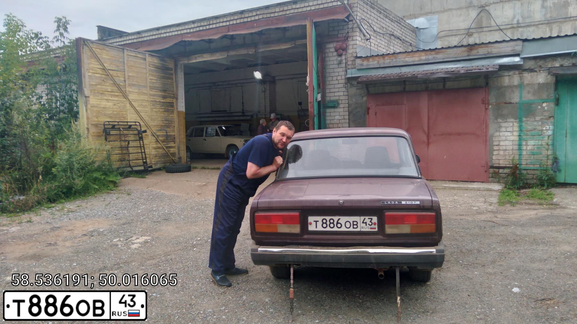 Фото автомобиля LADA 2107, 2008 — госномер Т886ОВ43. Цвет: ТЕМНО-ВИШНЕВЫЙ
