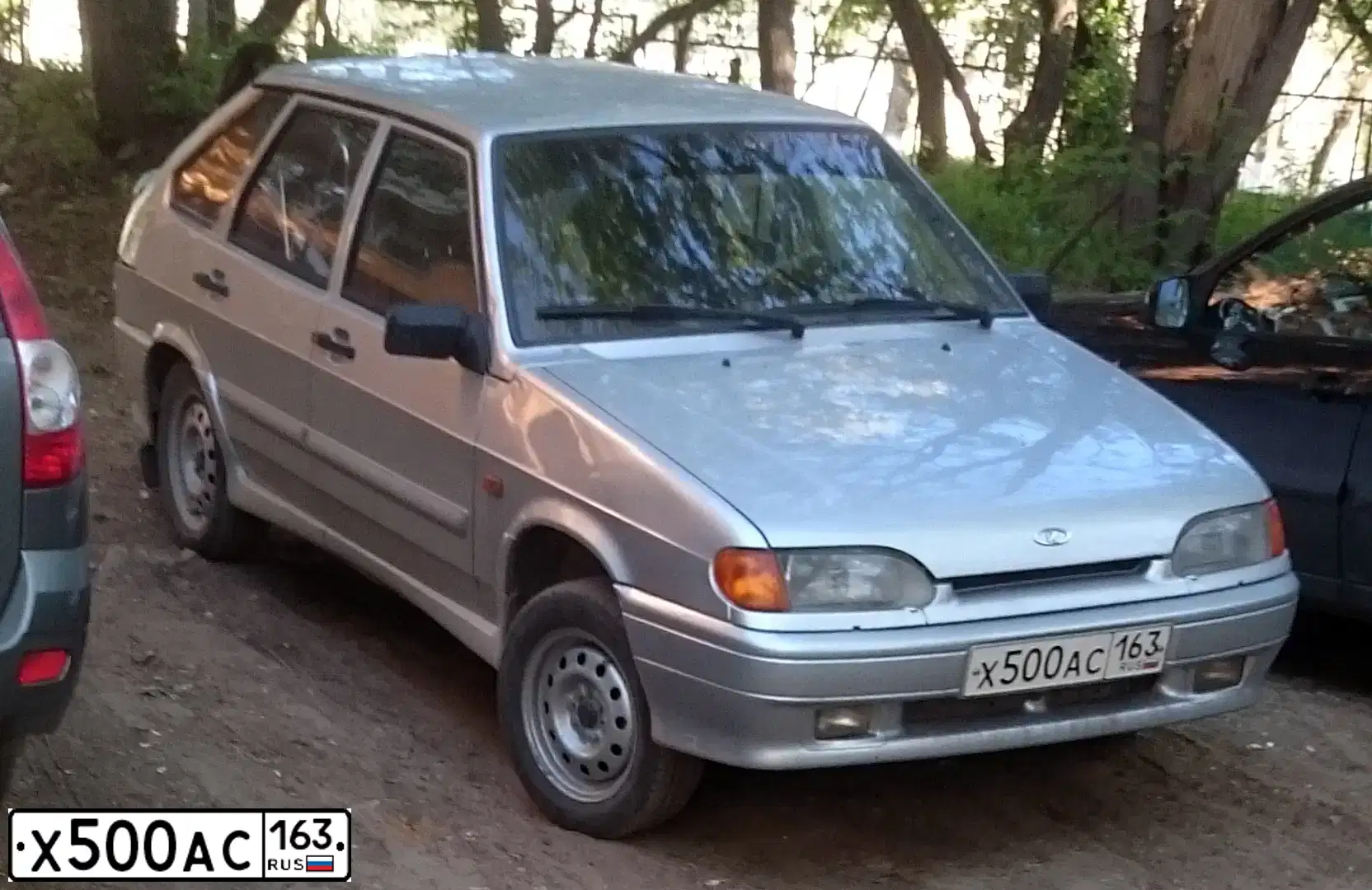 Фото автомобиля LADA 2114 SAMARA, 2012 — госномер Х500АС163. Цвет: СВЕТЛО-СЕРЕБРИСТ МЕТАЛЛИК