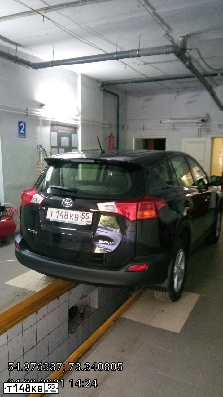Фото автомобиля TOYOTA RAV4, 2014 — госномер Т148КВ55. Цвет: ТЕМНО-КОРИЧНЕВЫЙ