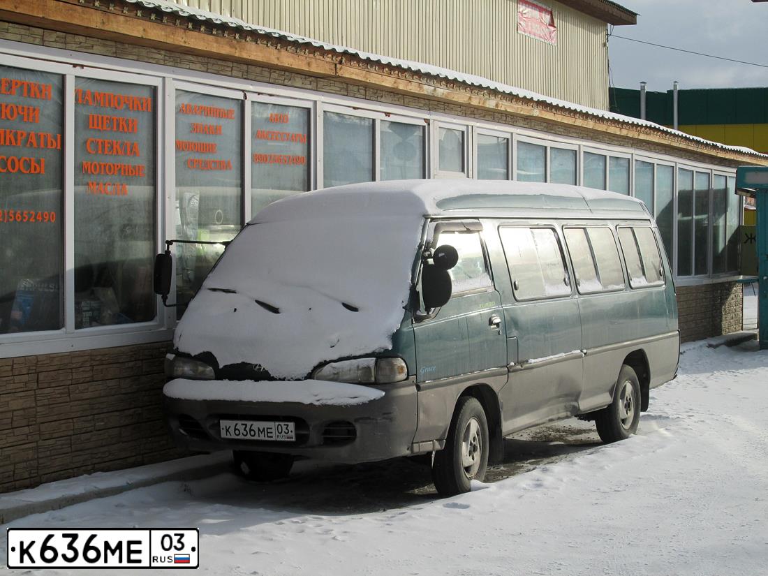 Фото автомобиля HYUNDAI GRACE, 1996 — госномер К636МЕ03. Цвет: ЗЕЛЕНО-СЕРЫЙ