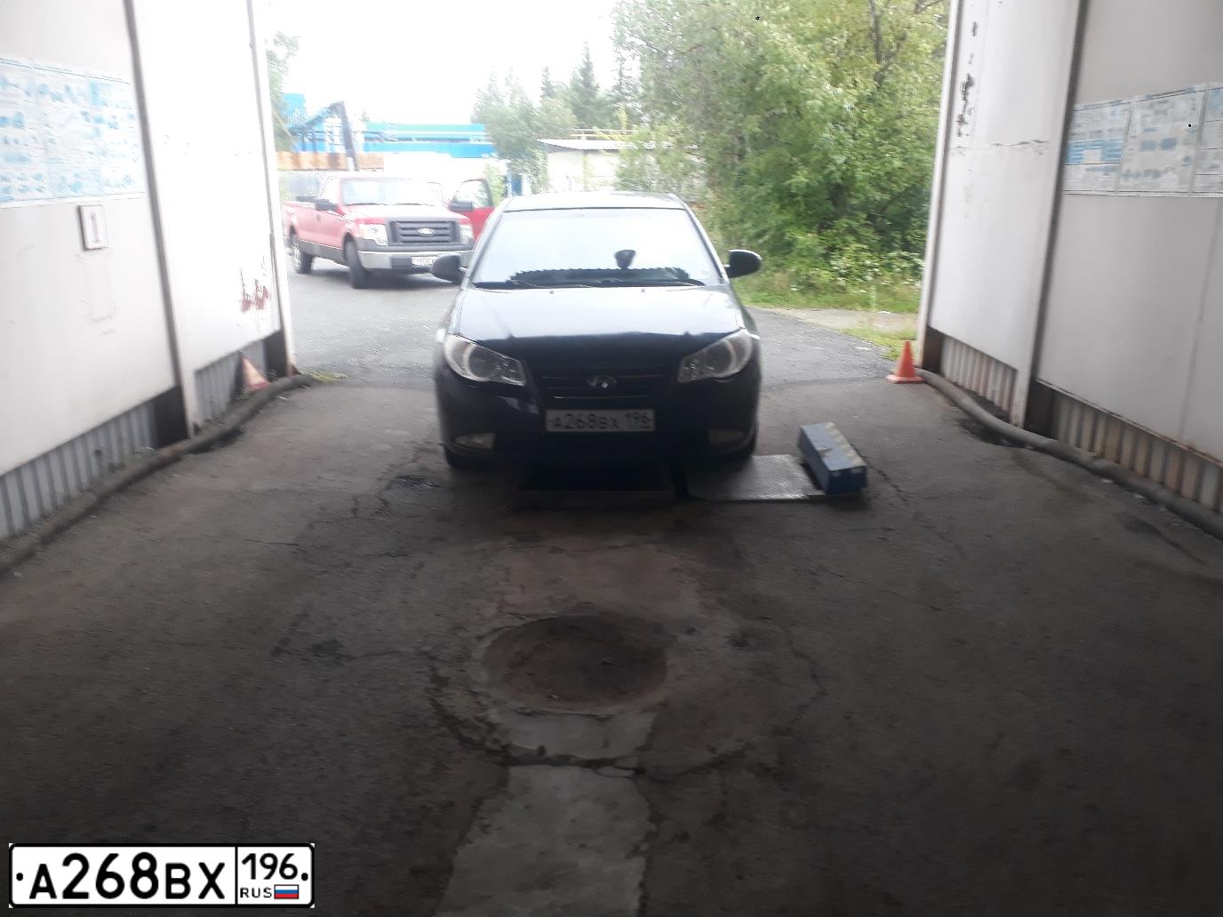 Фото автомобиля HYUNDAI ELANTRA, 2007 — госномер А268ВХ196. Цвет: ЧЕРНЫЙ