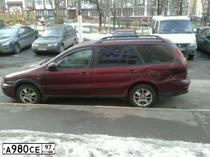 Фото автомобиля FIAT MAREA, 1998 — госномер В396ОА99. Цвет: Красный