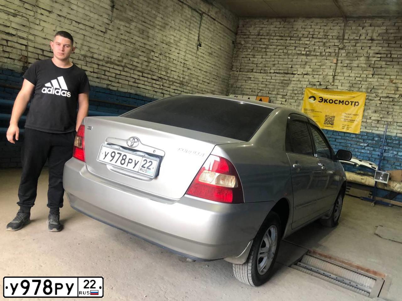 Фото автомобиля TOYOTA COROLLA, 2001 — госномер Р477АО154