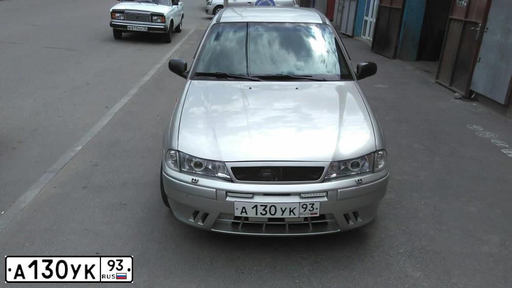 Фото автомобиля LADA 2109 SAMARA, 2001 — госномер Р588РО01. Цвет: ЯРКО-БЕЛЫЙ
