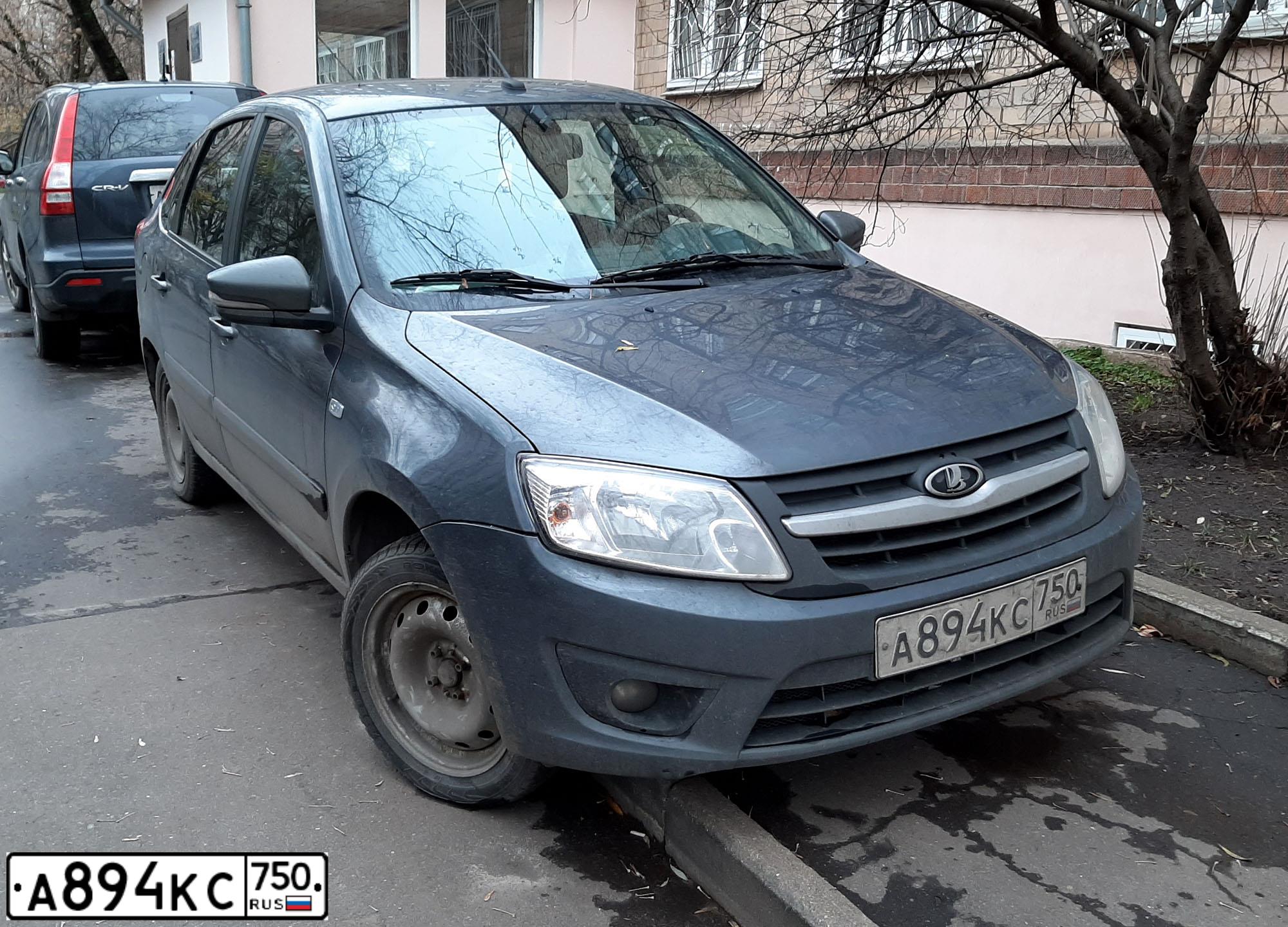 Фото автомобиля LADA 2191 GRANTA, 2016 — госномер К174ЕУ136. Цвет: Серебристо темно-серый