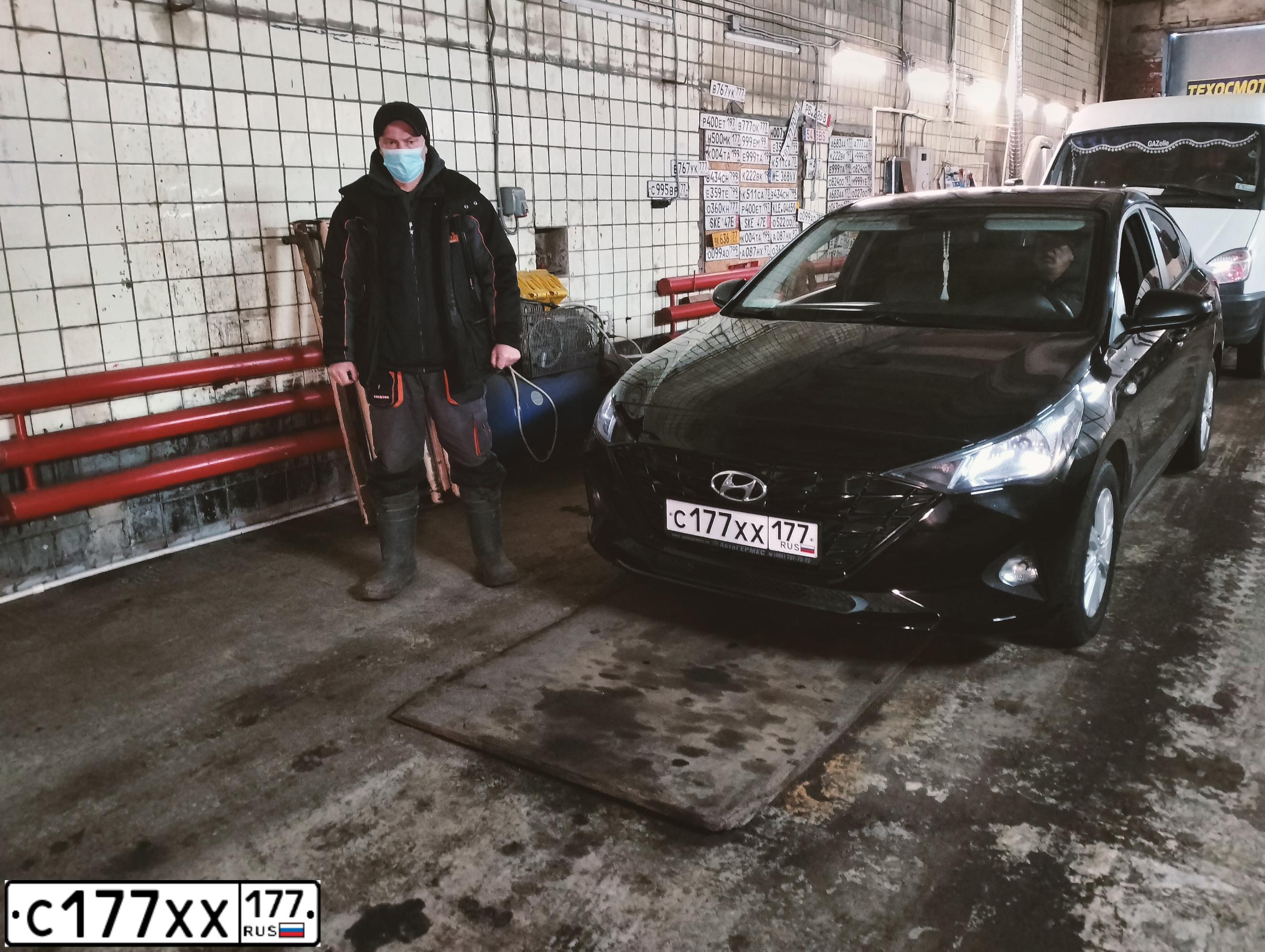 Фото автомобиля TOYOTA RAV4, 2006 — госномер Е295ТА763. Цвет: ЧЕРНЫЙ