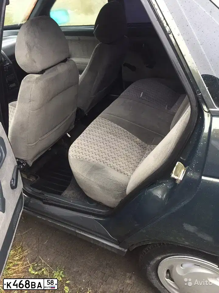 Фото автомобиля LADA 2110 LADA, 2006 — госномер У103НУ30. Цвет: ЗОЛОТИСТЫЙ ТЕМНО-ЗЕЛЕНЫЙ