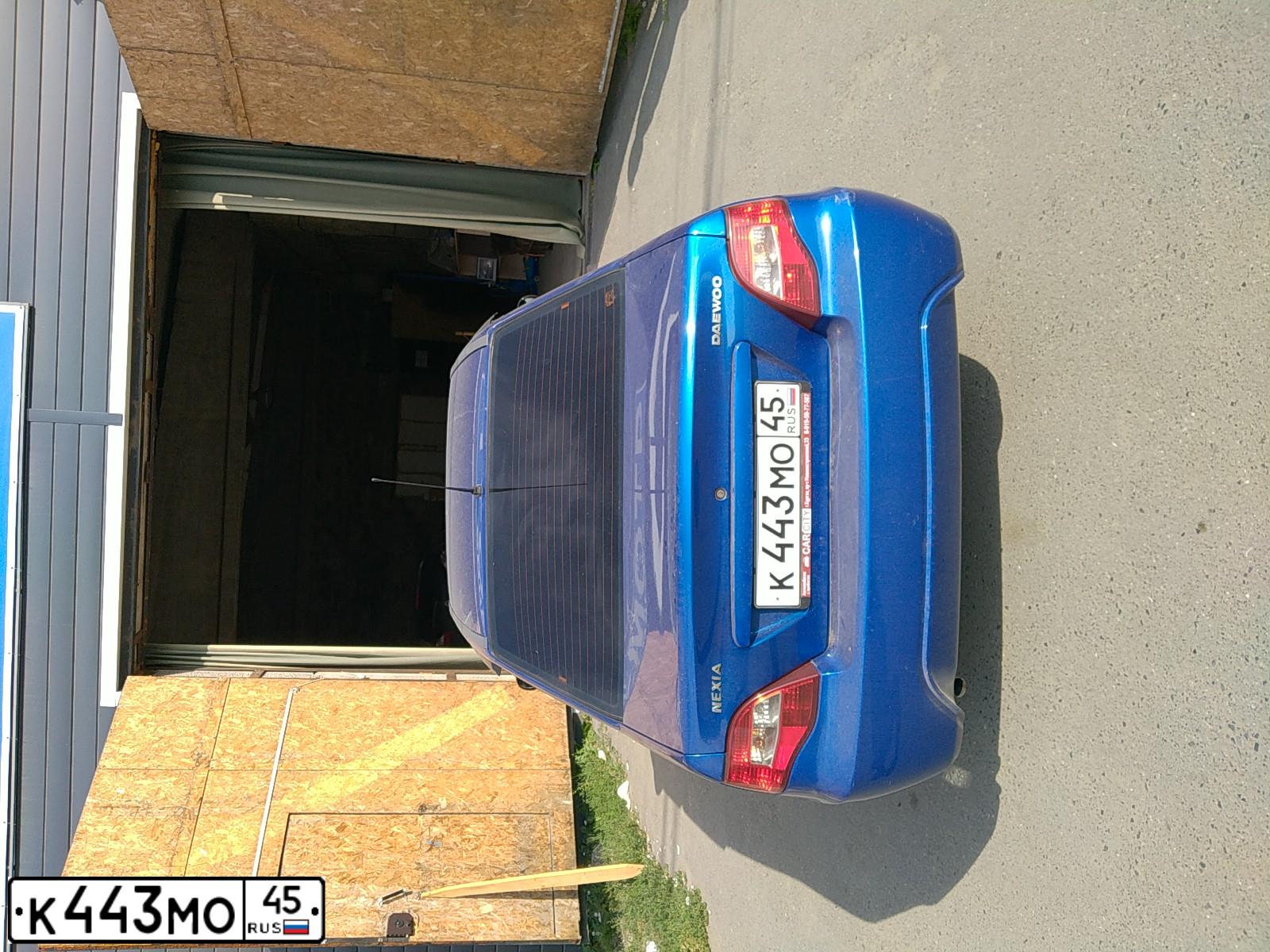 Фото автомобиля DAEWOO NEXIA, 2010 — госномер С325ТТ86. Цвет: Глазурно-синий