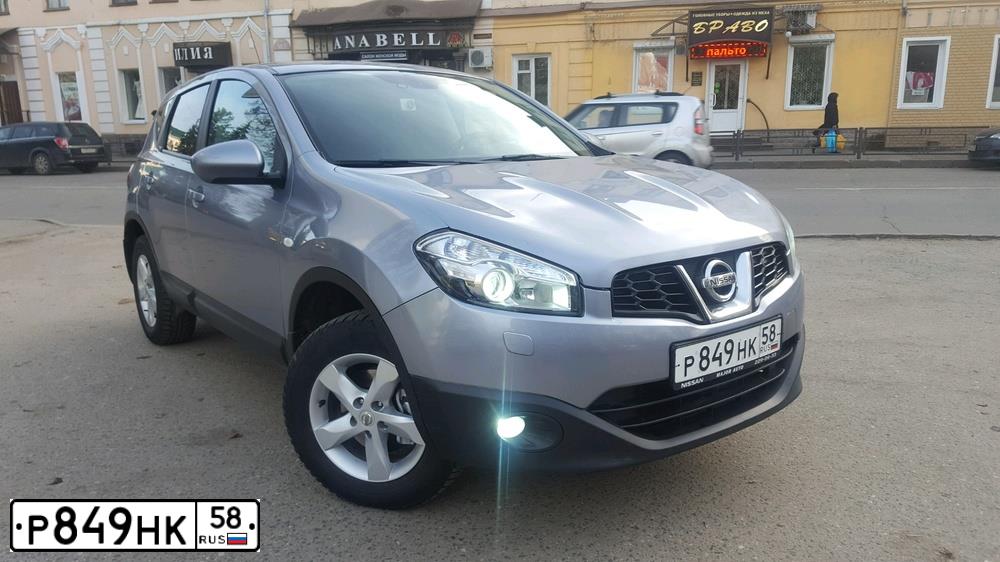 Фото автомобиля NISSAN QASHQAI, 2010 — госномер Т747ОУ196
