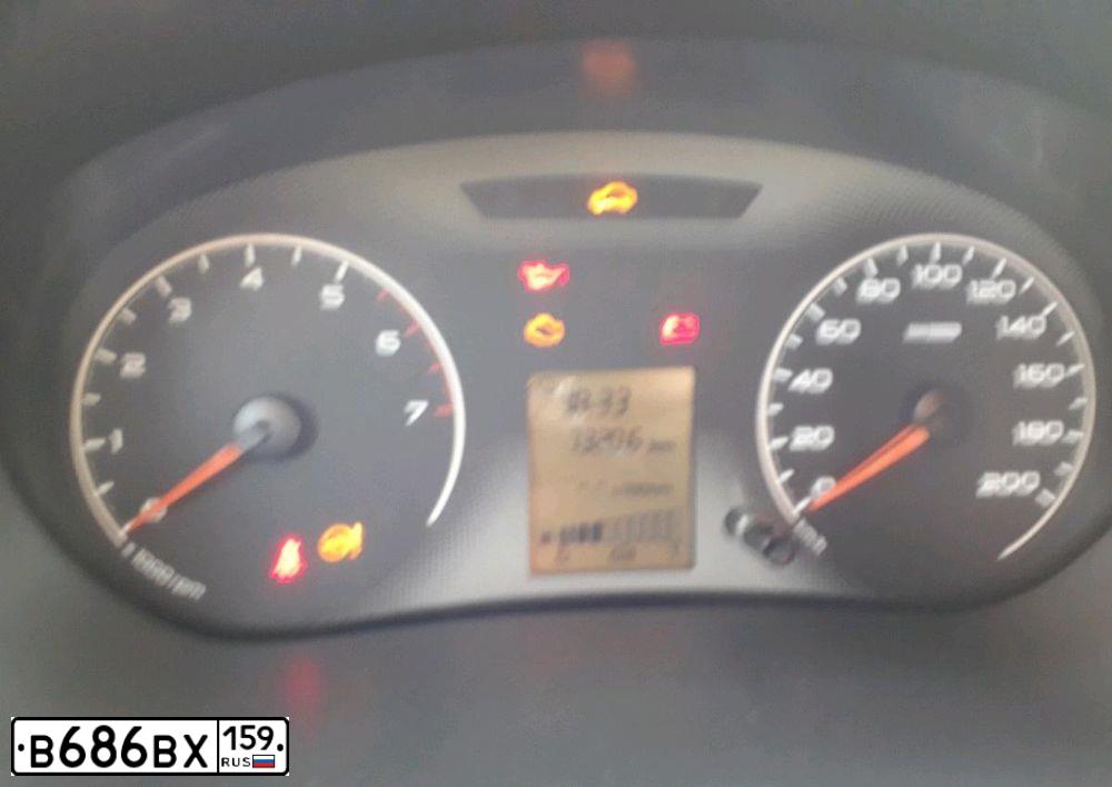 Фото автомобиля LADA 2190 GRANTA, 2012 — госномер В686ВХ159. Цвет: Сине-Черный