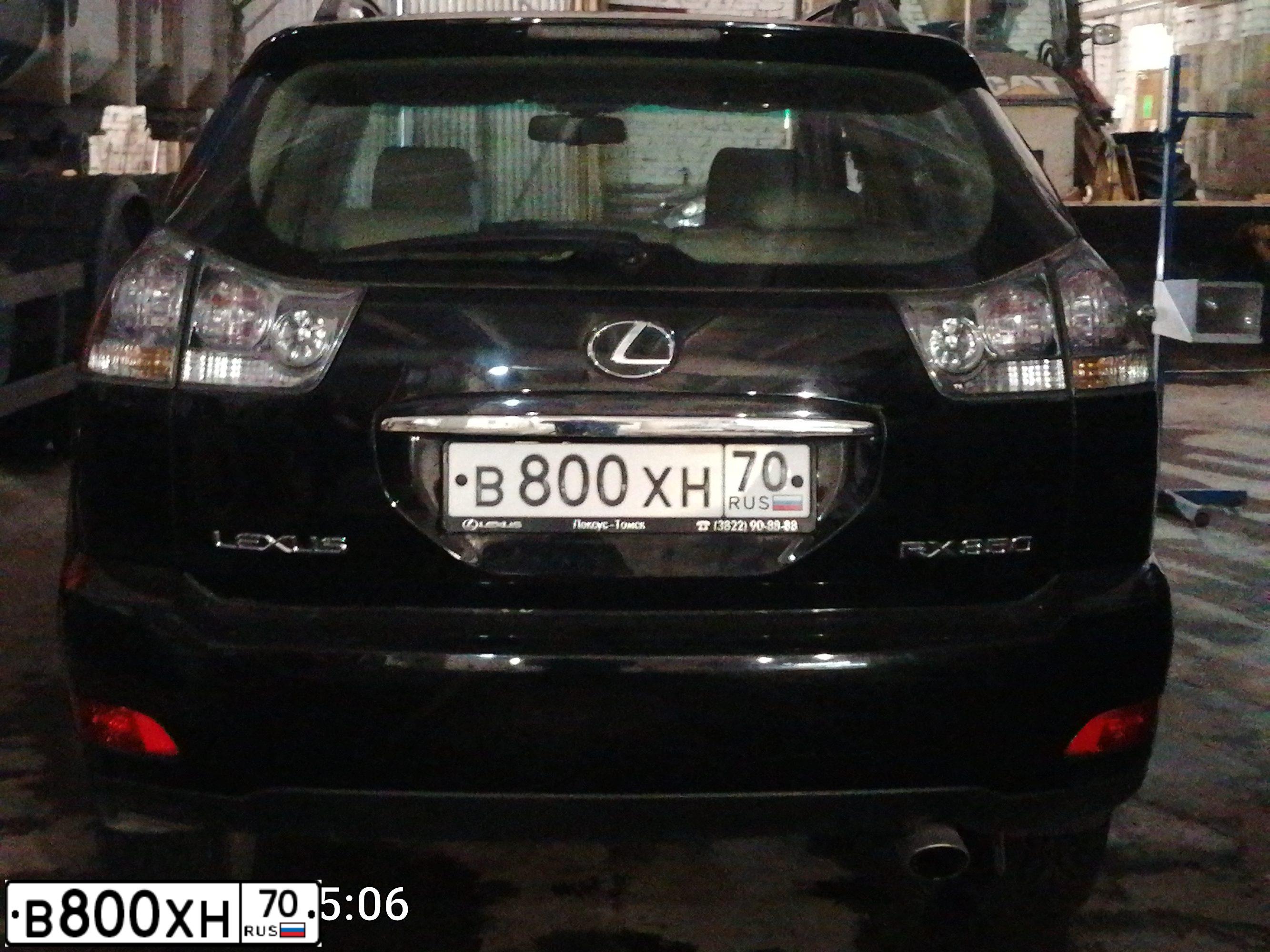 Фото автомобиля LEXUS RX, 2007 — госномер Р250КО70. Цвет: ЧЕРНЫЙ