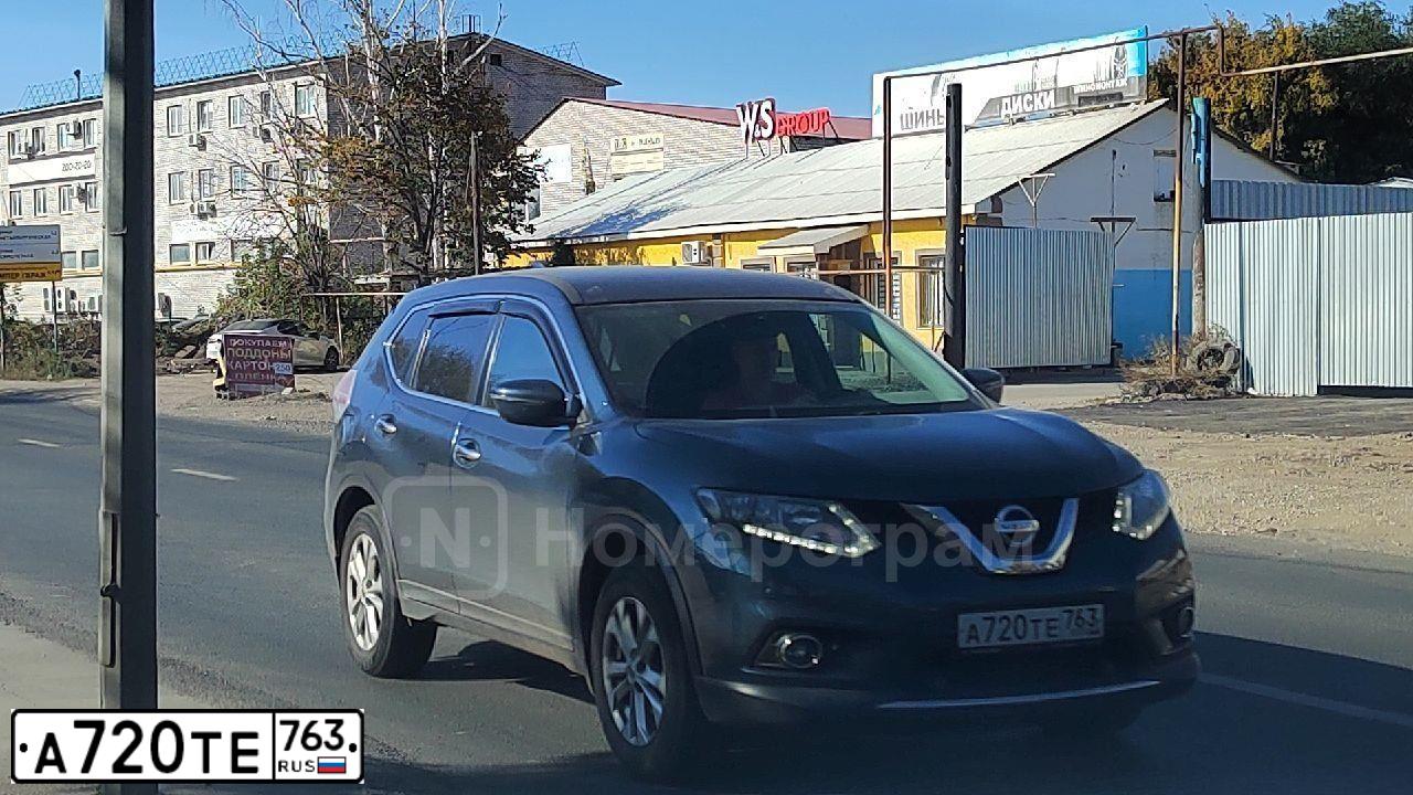 Фото автомобиля NISSAN X-TRAIL, 2018 — госномер А720ТЕ763. Цвет: ТЕМНО-СИНИЙ
