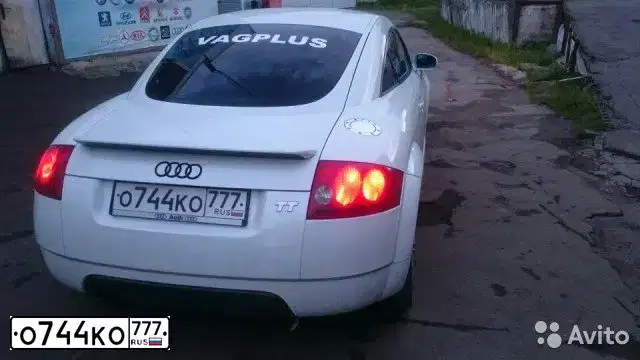 Фото автомобиля AUDI TT, 1999 — госномер А999АР197. Цвет: Белый