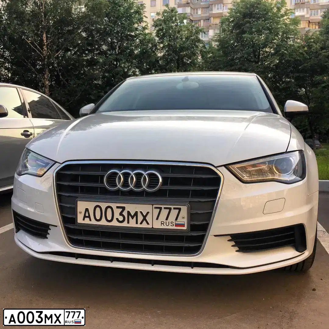 Фото автомобиля AUDI A3, 2014 — госномер Е338НА82. Цвет: Белый
